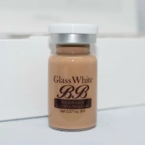Glass White BB Aufhellende und verjüngende Hautpflegelösung