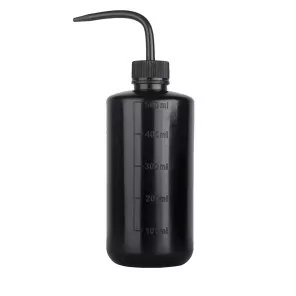 Черная пластиковая бутылка для мытья (500мл)